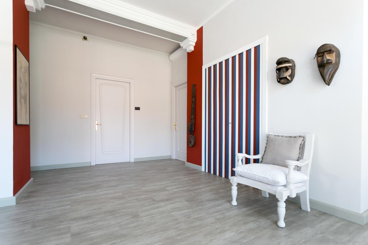 Boulevard 900 Revello Εξωτερικό φωτογραφία