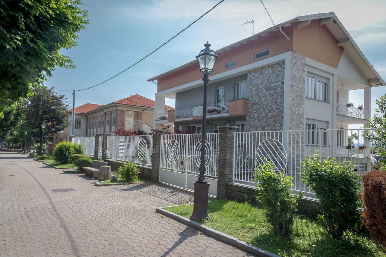 Boulevard 900 Revello Εξωτερικό φωτογραφία